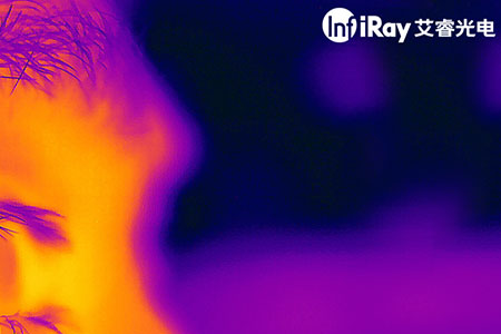 Технология IRay InfiRay®AT1280 Первая тепловизионная камера для измерения температуры 1,3 мегапикселя, сопровождение общественного здравоохранения
